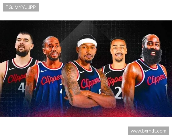 国王队与快船激战正酣 双方全力争夺季后赛名额大考