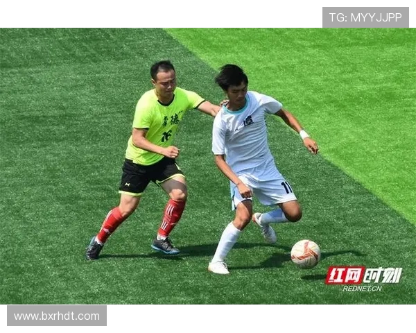 湘超足球联赛鏖战正酣各路劲旅奋勇争先掀起绿茵激情风暴