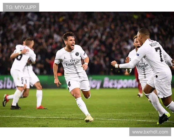 利物浦与巴黎圣日尔曼精彩对决直播全程回顾与分析 利物浦与巴黎圣日尔曼精彩对决直播全程回顾与分析